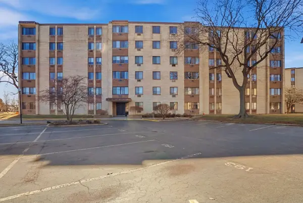 9740 S Pulaski RD #605, Oak Lawn, IL 60453