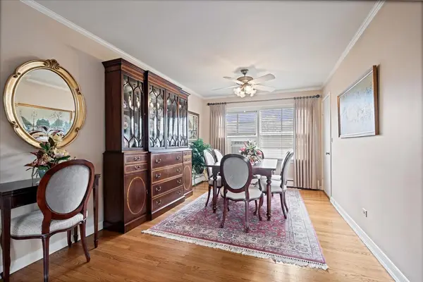 2234 Central ST #3, Evanston, IL 60201