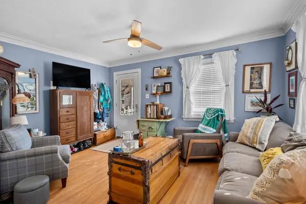 320 7th ST, Downers Grove, IL 60515