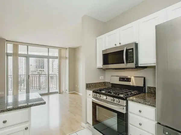 600 N DEARBORN ST #1207, Chicago, IL 60654