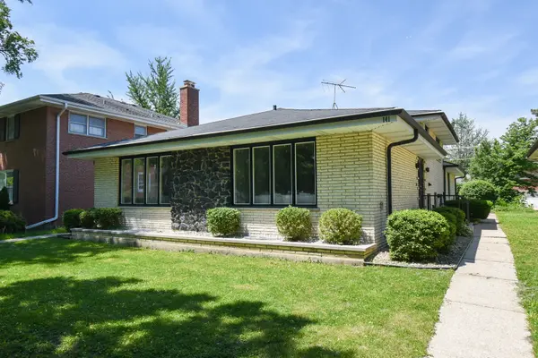 141 Wesley AVE, Oak Park, IL 60302