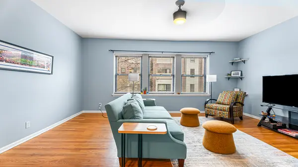 39 N Paulina ST #2, Chicago, IL 60612