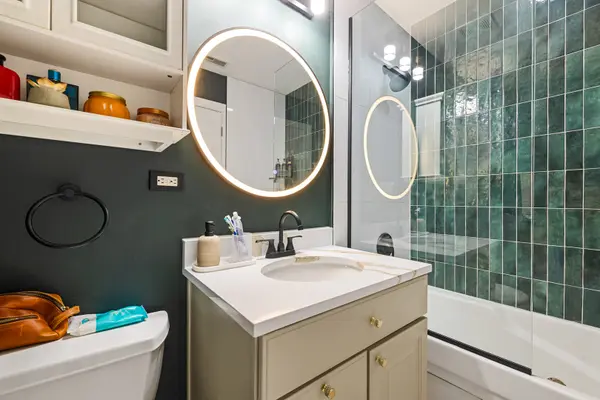 2625 N Ashland AVE #1B, Chicago, IL 60614