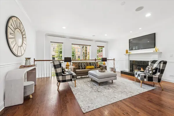3625 N Lakewood AVE #1N, Chicago, IL 60613
