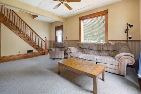 198 E. Jefferson ST, Hampshire, IL 60140