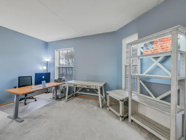 3135 Town Square DR #104, Rolling Meadows, IL 60008