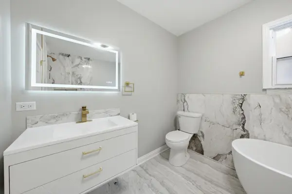 2226 W 51st ST, Chicago, IL 60609