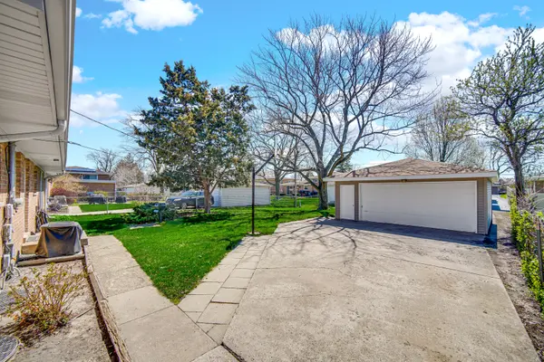 459 E 166th ST, South Holland, IL 60473