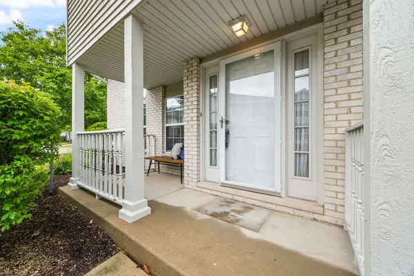 620 Beaver CT, Naperville, IL 60563