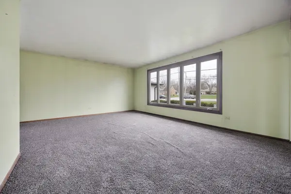 5916 W 127th ST, Alsip, IL 60803
