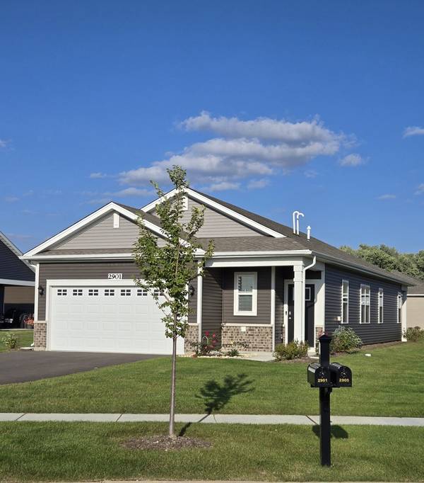 2901 Harnish DR, Algonquin, IL 60102