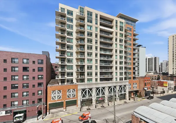 230 W Division ST #804, Chicago, IL 60610