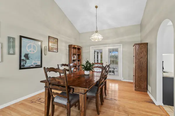 963 Tylerton CIR, Grayslake, IL 60030