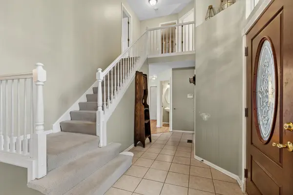 963 Tylerton CIR, Grayslake, IL 60030