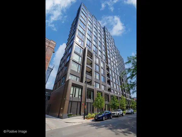 21 N May ST #305, Chicago, IL 60607