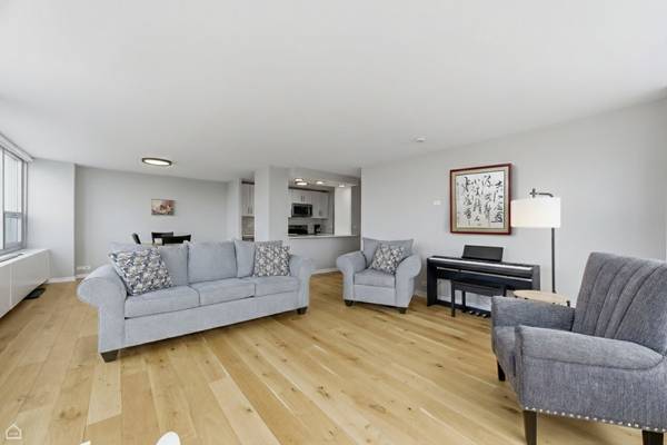 1700 E 56th ST #1708, Chicago, IL 60637