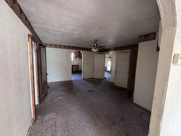 712 Rhodes ST, Centralia, IL 62801