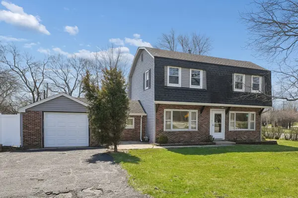 901 E Sunrise RD, Addison, IL 60101