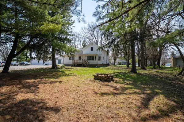 1702 W Hovey AVE, Normal, IL 61761