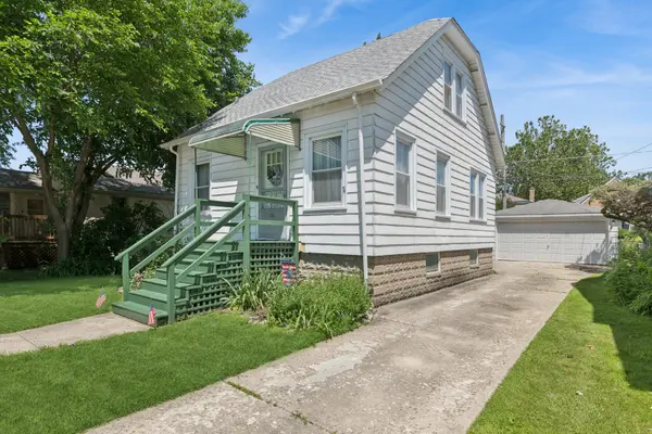 6948 W Berwyn AVE, Chicago, IL 60656