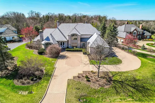140 Braymore CT, Inverness, IL 60010
