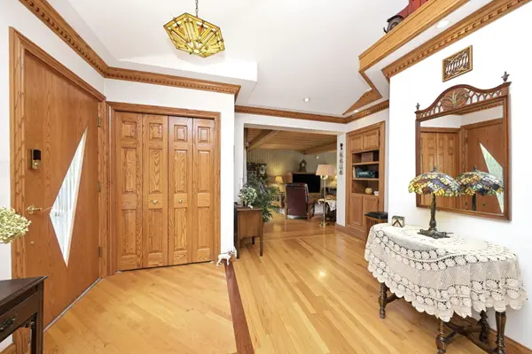 3934 Elm ST, Downers Grove, IL 60515