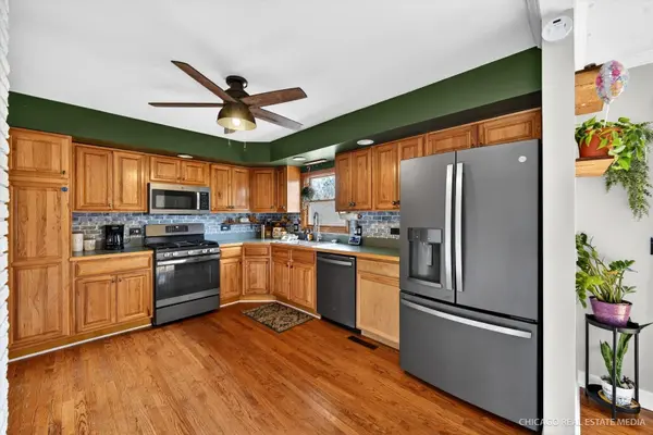 1214 Jill Peak DR, Sleepy Hollow, IL 60118
