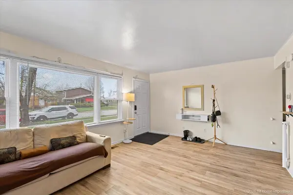 288 W 17th ST, Chicago Heights, IL 60411