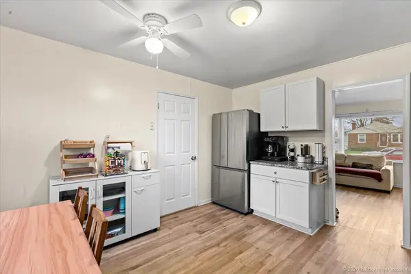 288 W 17th ST, Chicago Heights, IL 60411