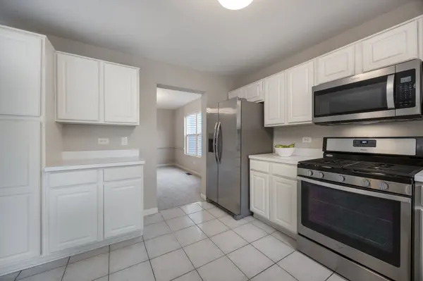 5111 Brighton LN, Plainfield, IL 60586