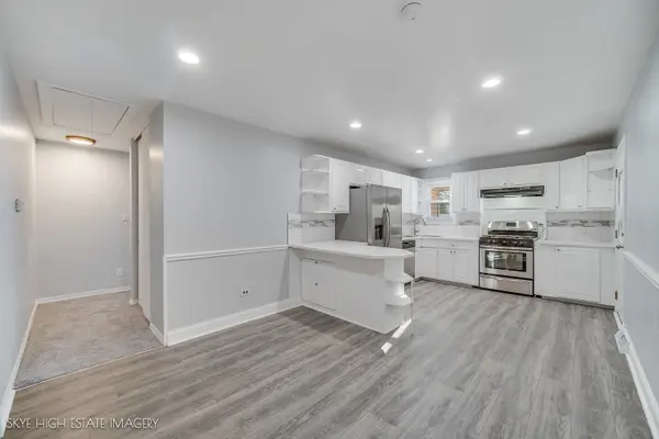 16456 George DR, Oak Forest, IL 60452