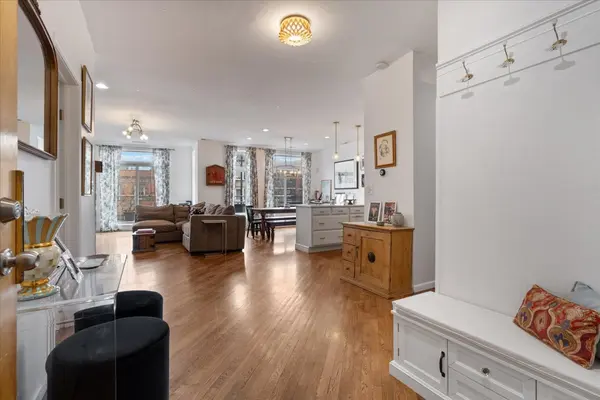 2121 W DIVISION ST #1, Chicago, IL 60622