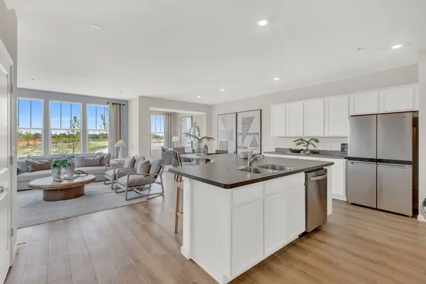 2310 Horseshoe CIR #08901, Naperville, IL 60564