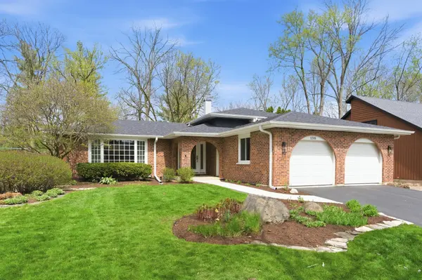 1205 Chateaugay AVE, Naperville, IL 60540