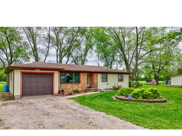 1907 Coalville RD, Streator, IL 61364