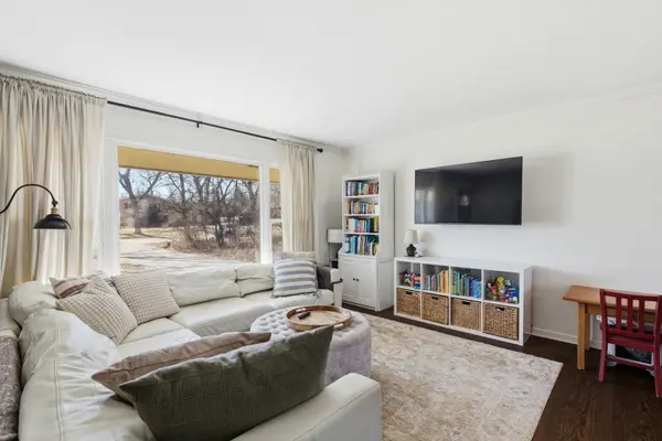 228 41st ST, Downers Grove, IL 60515