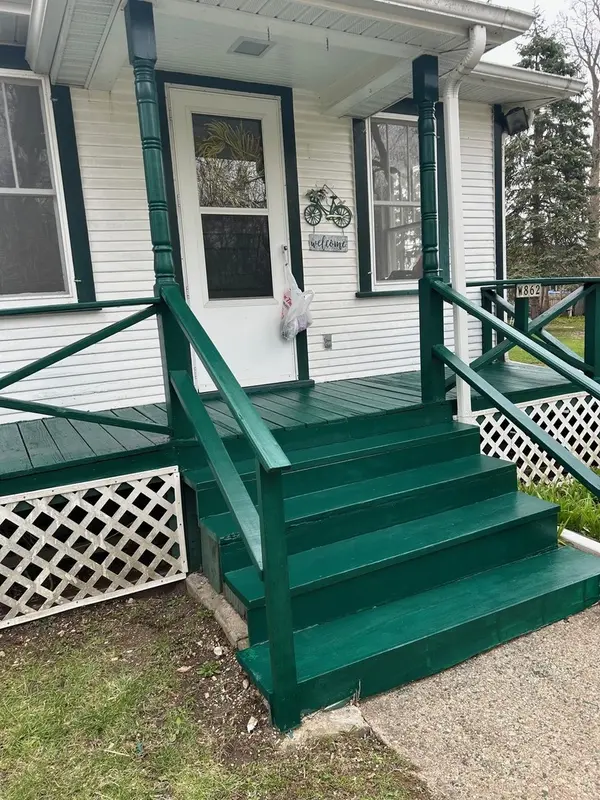 W862 Florence RD,  Bloomfield,  WI 53128