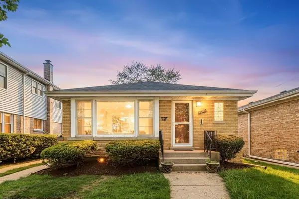6344 N Kildare AVE, Chicago, IL 60646