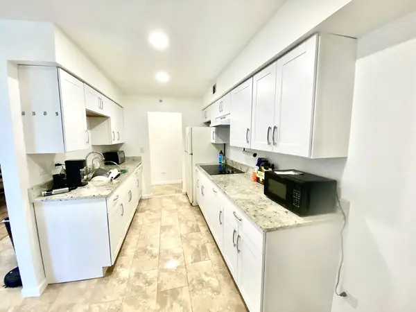 2636 Pirate Cove CT #18-3, Schaumburg, IL 60173