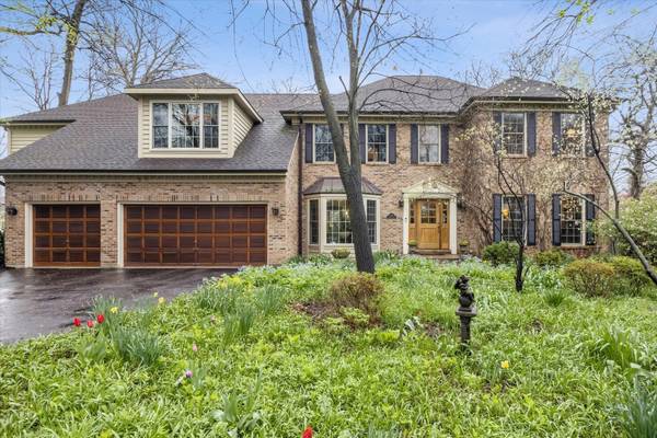 504 Pin Oak CT, St. Charles, IL 60174