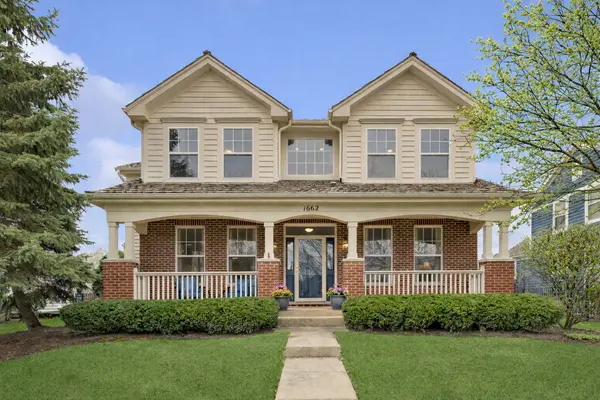 1662 Constitution DR,  Glenview,  IL 60026
