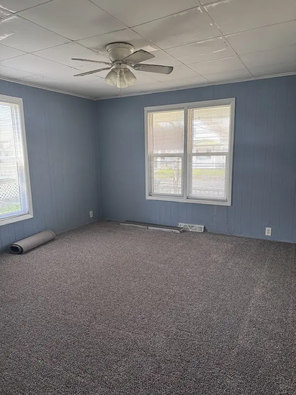 540 16TH AVE, East Moline, IL 61244