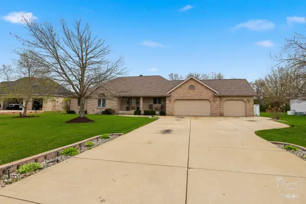 2239 Fox Run DR, Kankakee, IL 60901