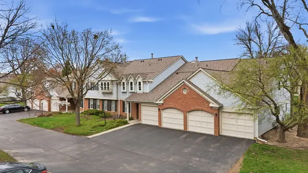 1606 PENNSBURY CT #C2, Wheeling, IL 60090