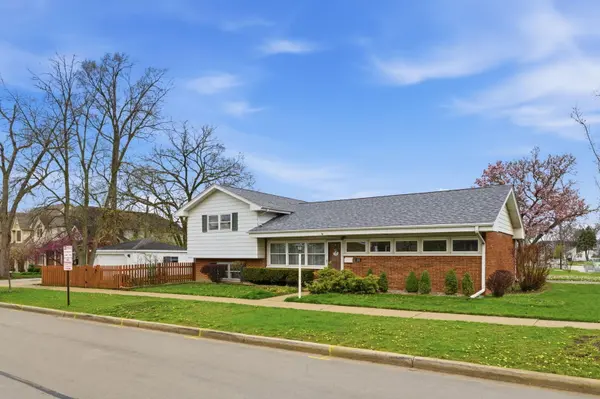 155 E Madison ST, Elmhurst, IL 60126