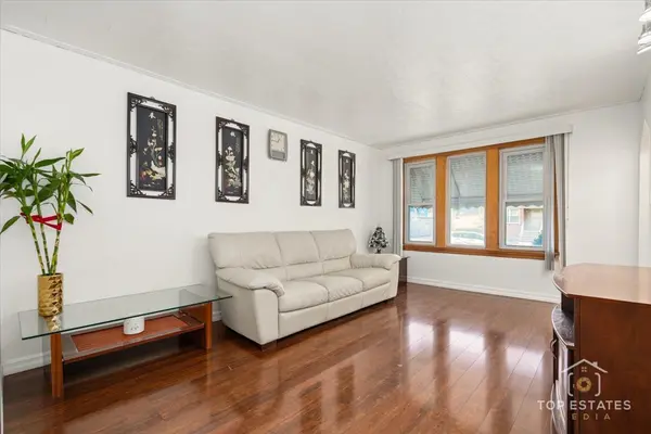 4641 S TRUMBULL AVE, Chicago, IL 60632