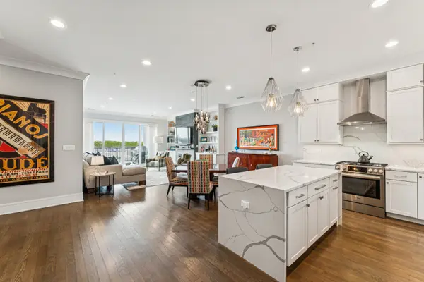 5748 N Hermitage AVE #410, Chicago, IL 60660