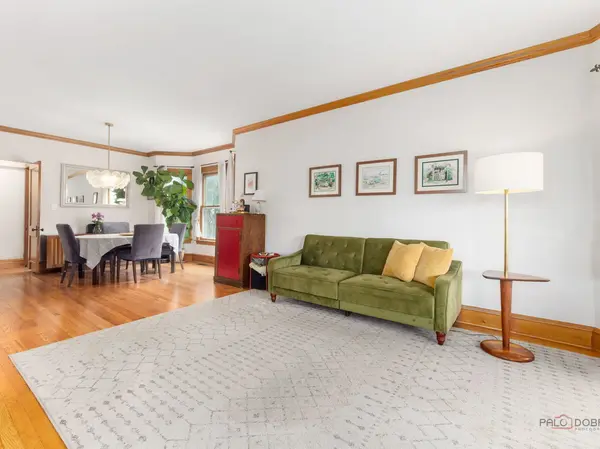 4815 W Warner AVE, Chicago, IL 60641