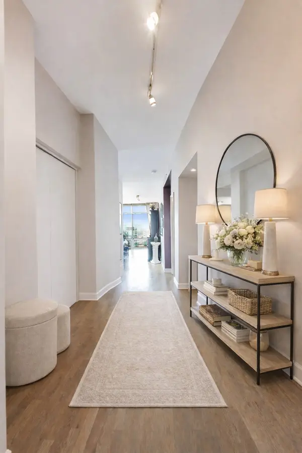 100 E 14th ST #3006, Chicago, IL 60605