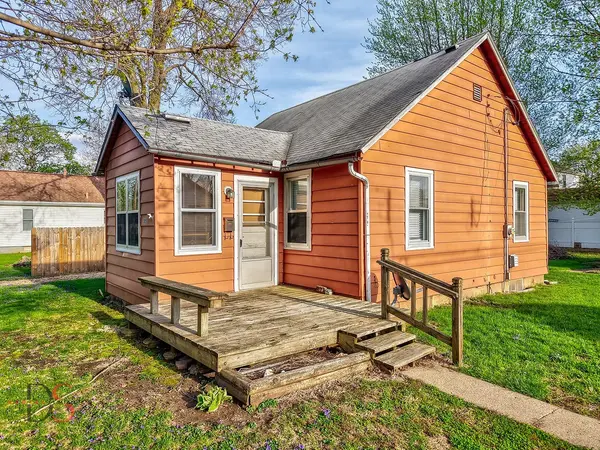 305 Thompson ST, Ottawa, IL 61350